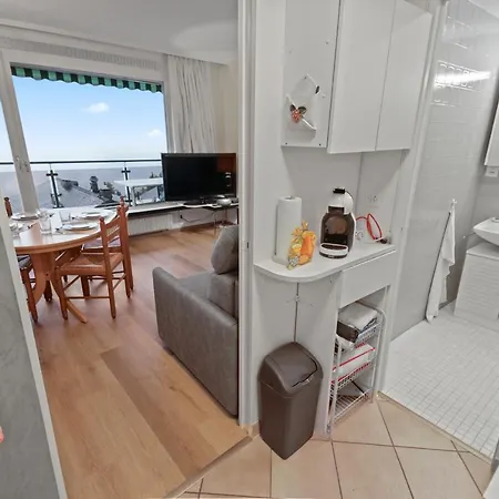 Avec Vue Epoustouflante Sur Les Montagnes